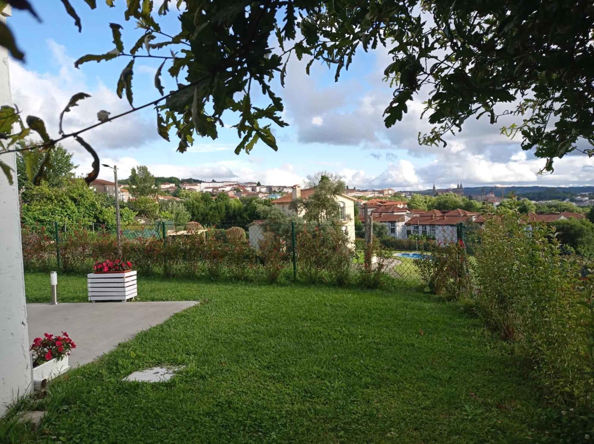 Casas Turisticas Lar Jardin - Parking Privado Santiago de Compostela Zewnętrze zdjęcie